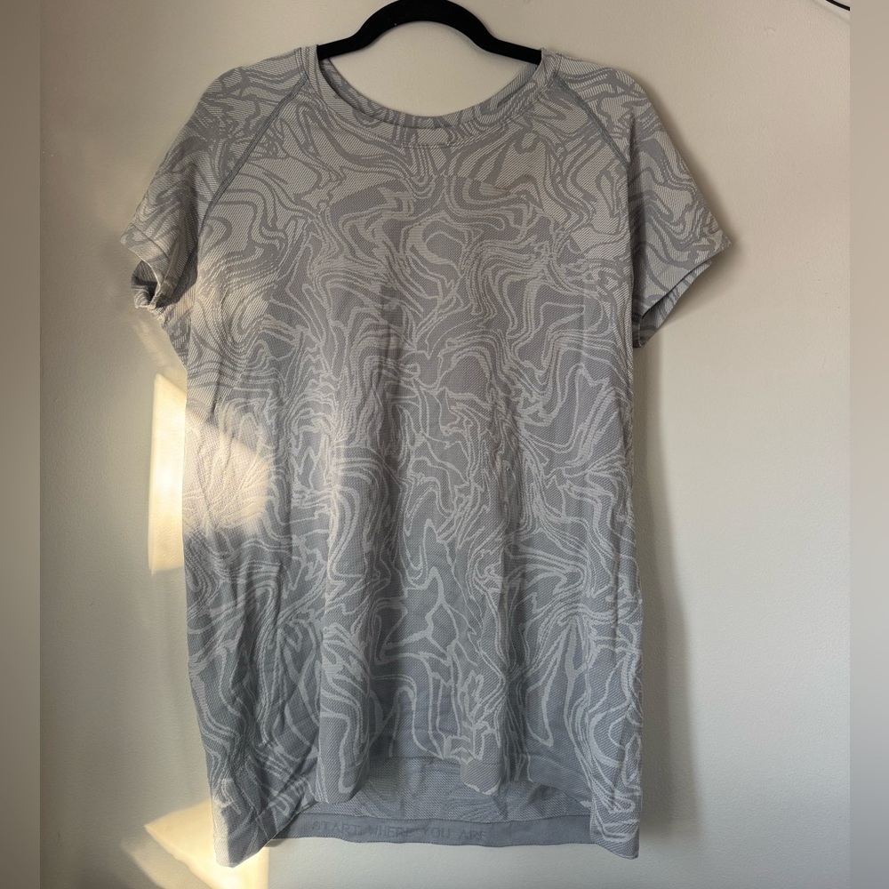 Lululemon swiftly tech 2.0 hip length, size 16